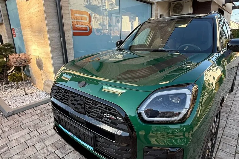 Mini Countryman, rent a car Beograd